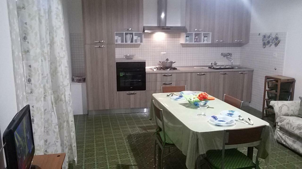 אג'רולה Casa Vacanza Xenia מראה חיצוני תמונה