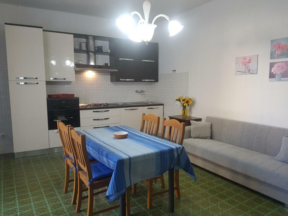 אג'רולה Casa Vacanza Xenia מראה חיצוני תמונה